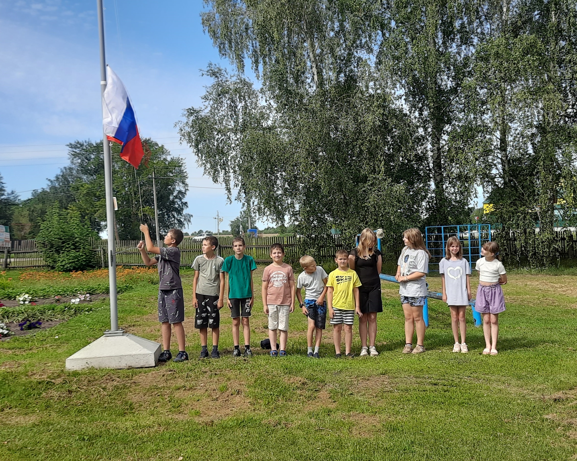 Открытие второй смены Детского оздоровительного лагеря.